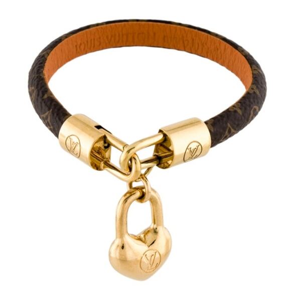 LOUIS VUITTON Crazy In Lock Charm Bracelet*Monogram bracelet*Heart Charm*Gold - Picture 1 of 6